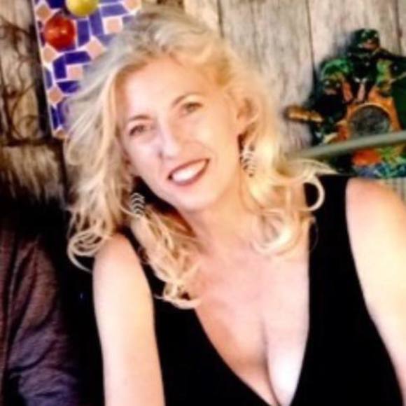 Meet your Posher, Marianne - Picture 1 of 1